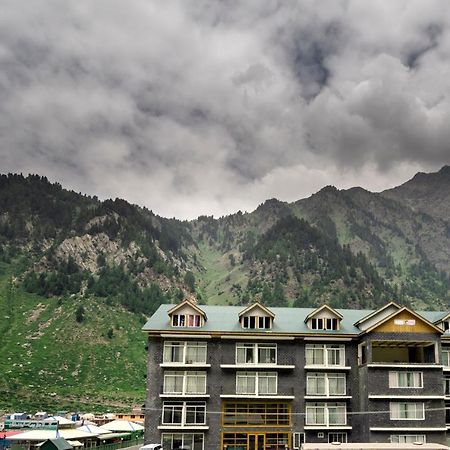 Hotel One Naran Luaran gambar